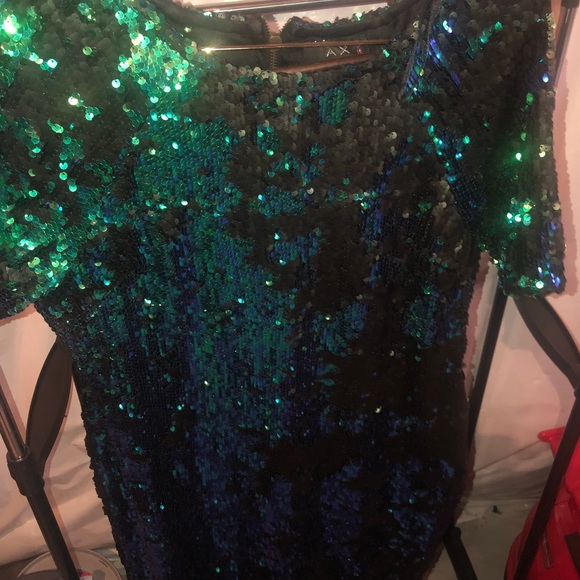Holiday Sequin Dress - Picture 4 of 8